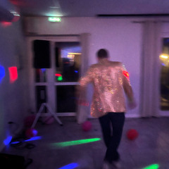 LES NOUILLES ET LES VIOLONS SONT MAAGIC