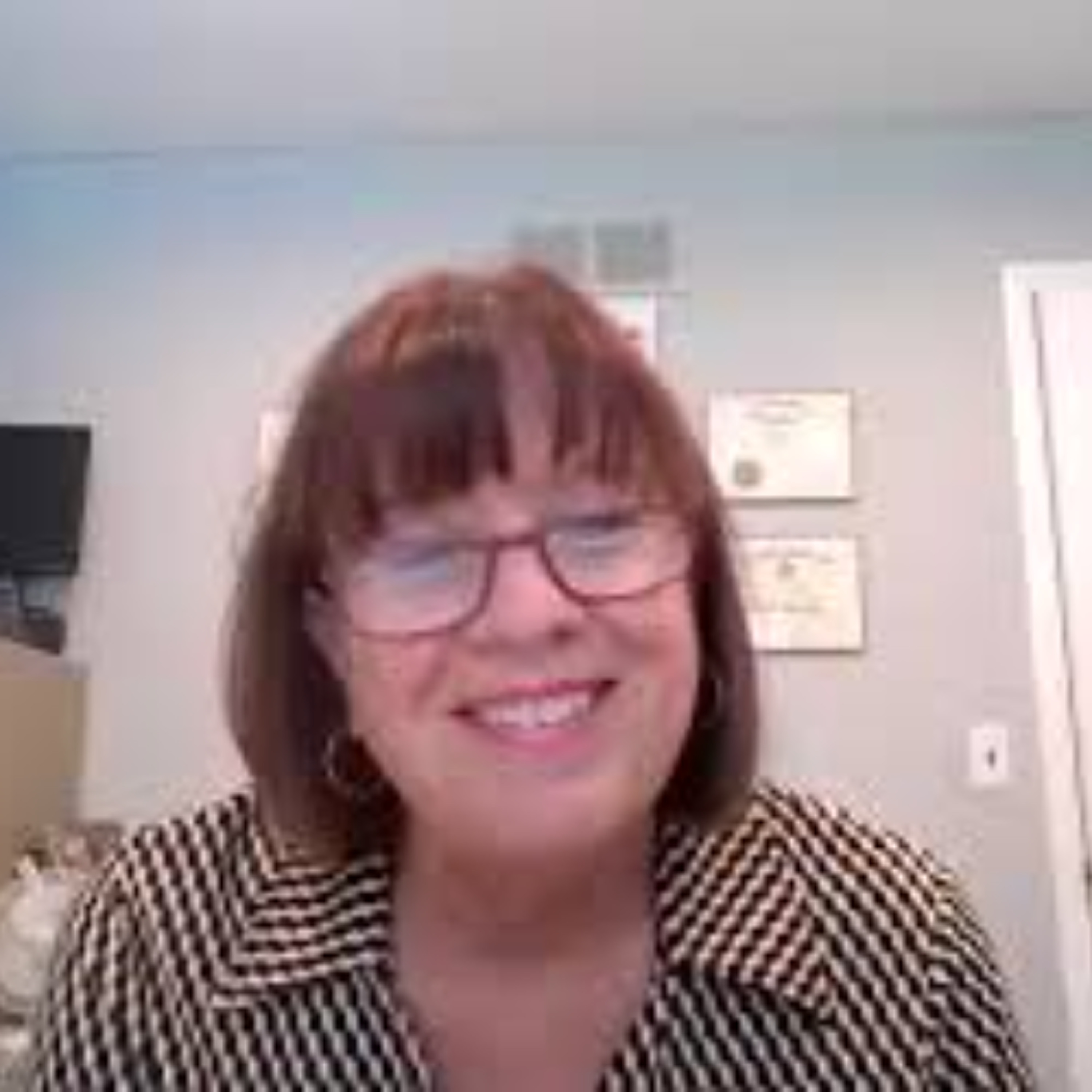 Michigan Business Beat | Michelle Carley, Big E-Z Bookkeeping, Simplifying DIY Accounting for SMBs! episode artwork