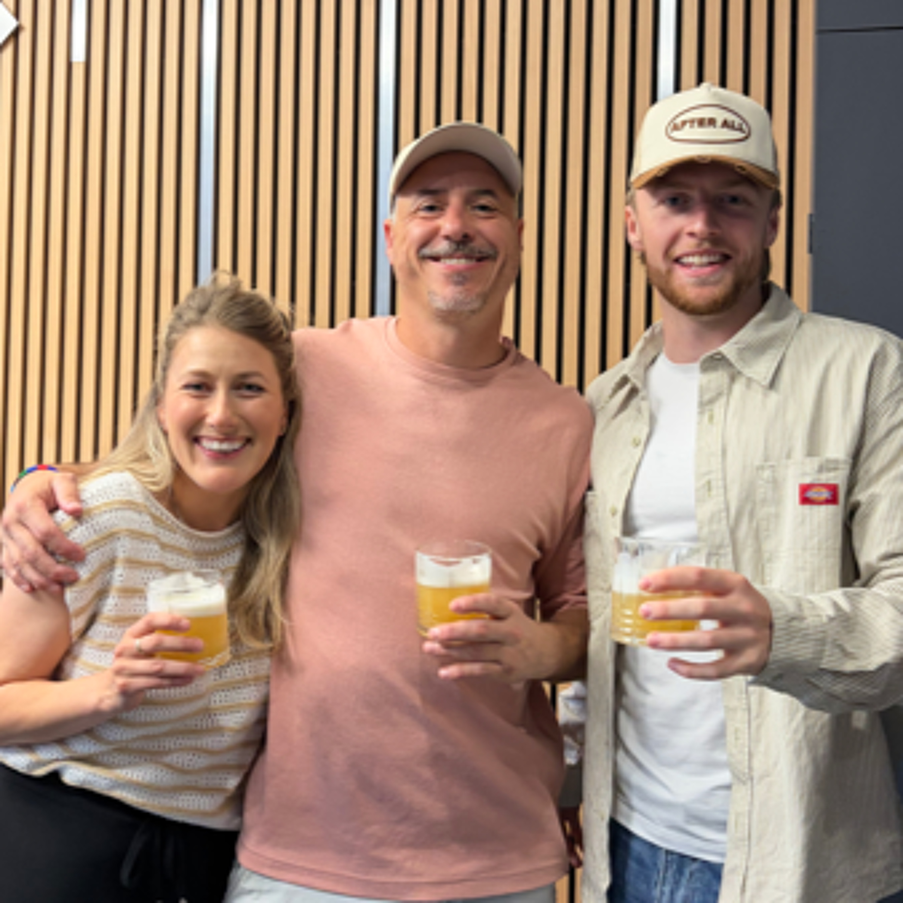 Amaretto Sour: la recette revisitée de Loumonade sur les ondes de CIGN FM episode artwork