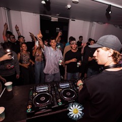 SMILE HIGH DJ COMP - GRVTY SHFT