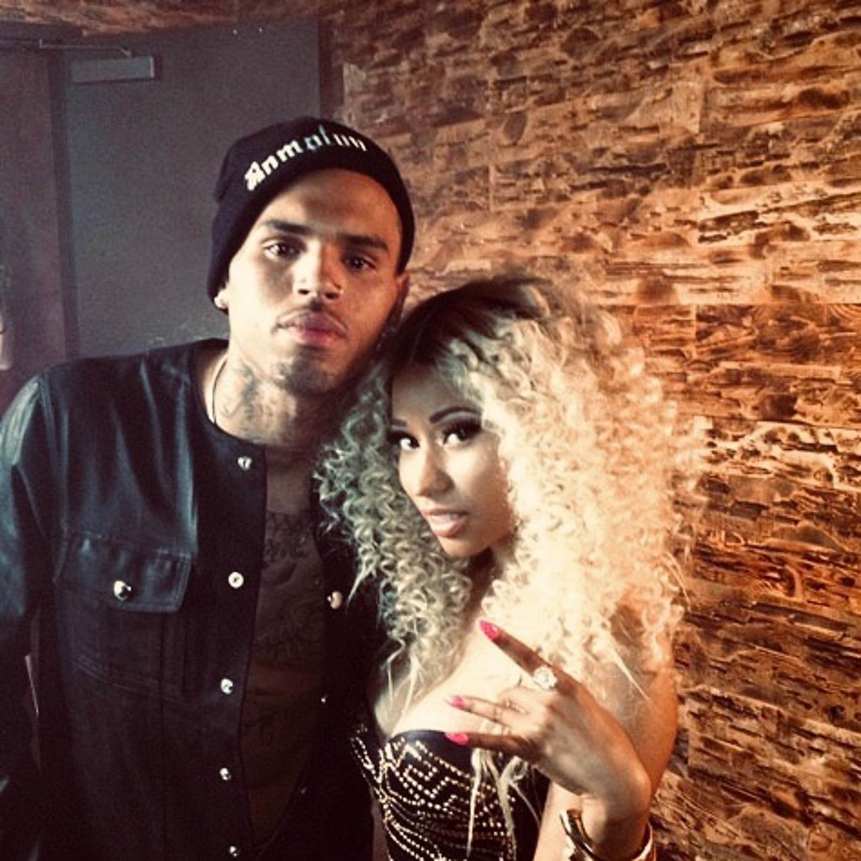 Chris Brown - Love More Ft. Nicki Minaj (Notifications) episode artwork