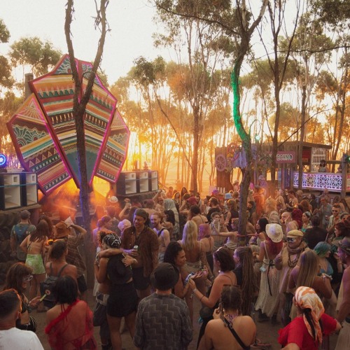 Ellie Walsh - Sunset @ Bush Techno - Esoteric 2022