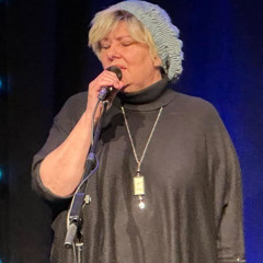 Tracey Thomas