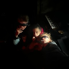 LOVE IN THE AIR (feat. ENOK Doppelkopf & Hülii / Studio Eichelmann)