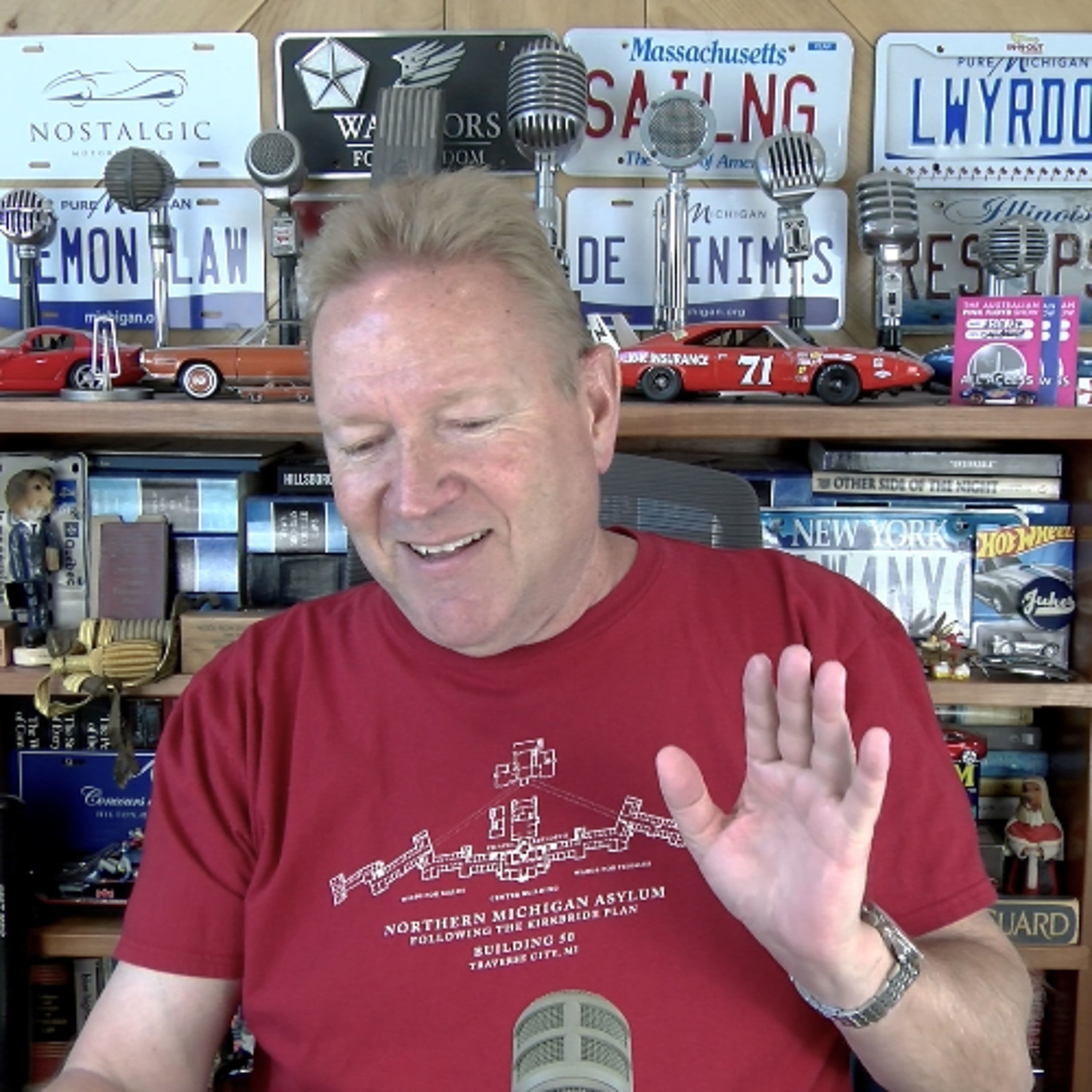 Armored Truck Dropped $300K In the Road And It All Disappeared