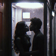 She Don’t Wanna Be Alone