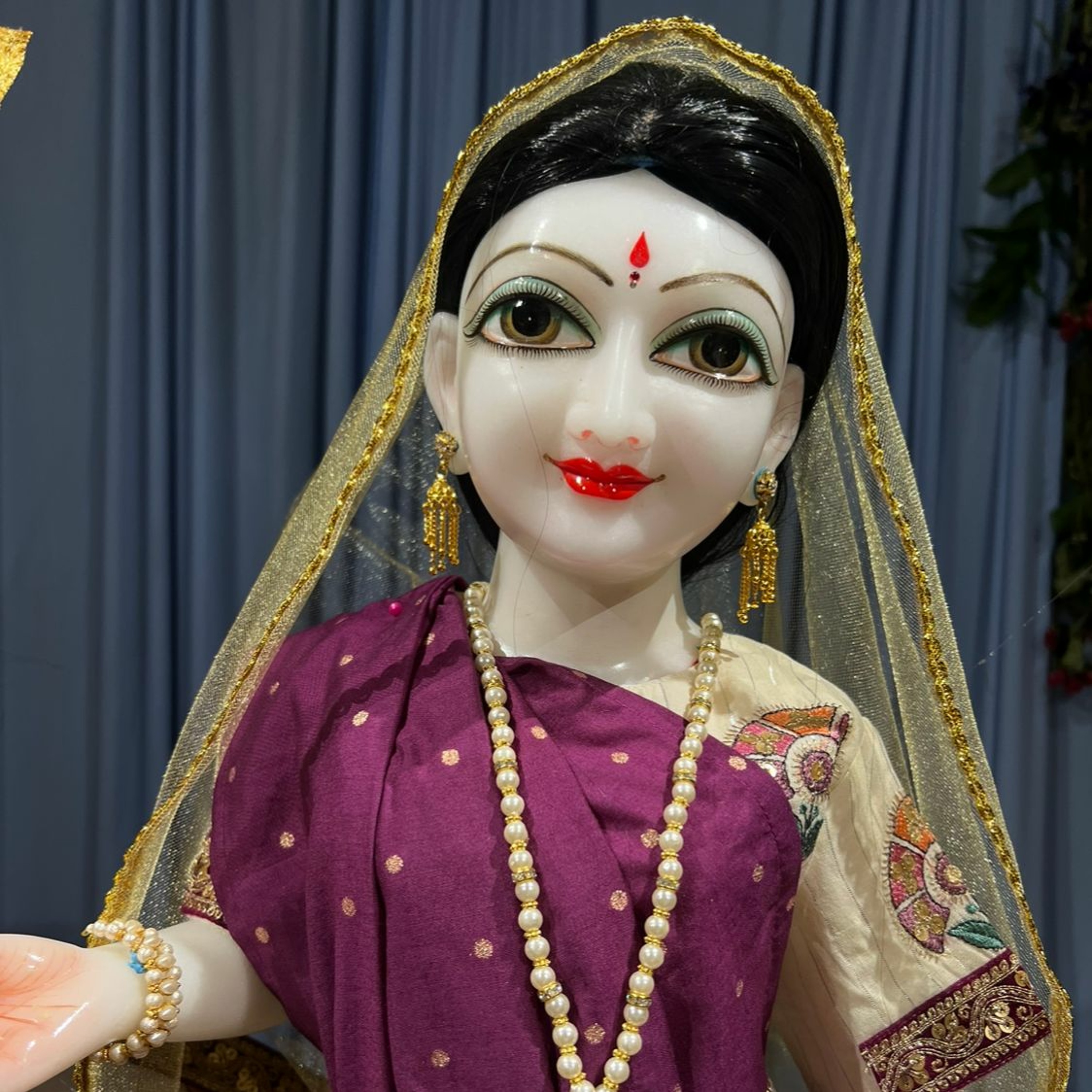 Shruthi - 8.13.22 episode artwork