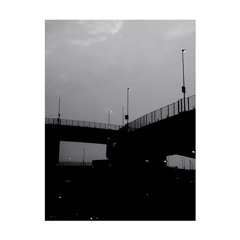 Premiere: Mayfie "Unveiled" - Modern Minimal