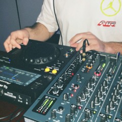 Techno adventures 001