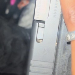 lookin fa lint w/ KRBY (boolymon)