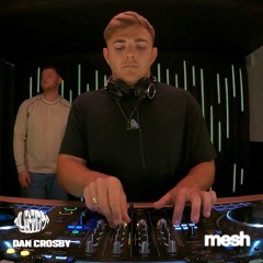 DAN CROSBY │ THE LEMON LOUNGE @ MESH