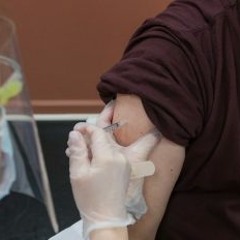 Если Минздрав не будет снижать темпы вакцинации, то к концу года мы достигнем коллективного иммунитета — Радуцкий