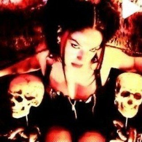 leni~crystal castles