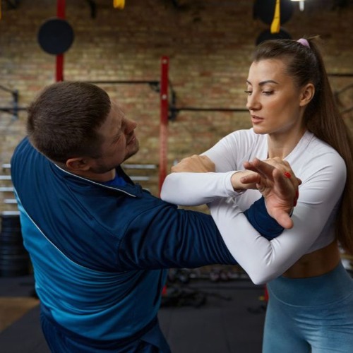 LMU - 4 Quick Lessons on Self-Defense and Protection for Adults