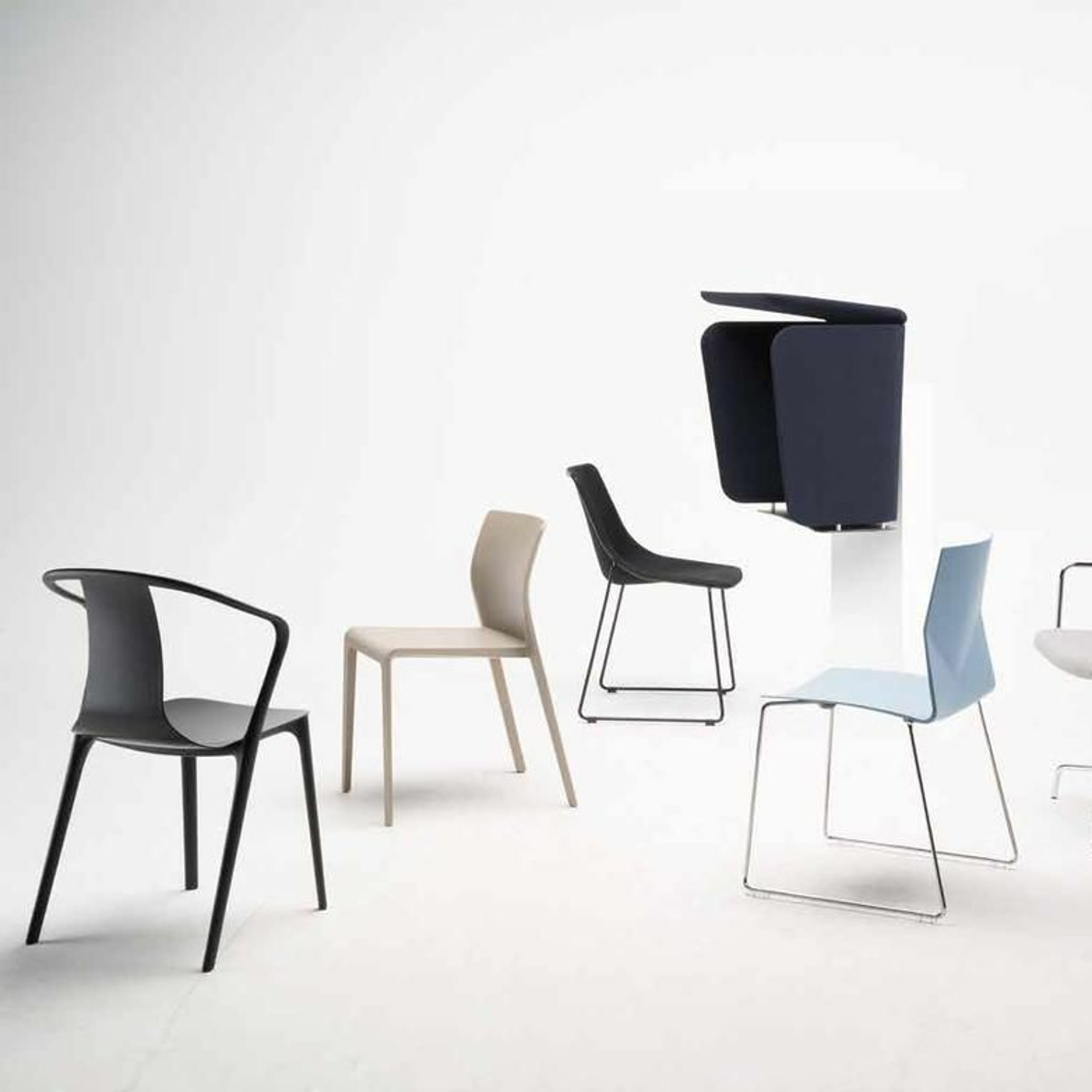 478- Self-Disinfecting Classroom Furniture with Elise Tarvainen (07.09.20) episode artwork