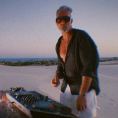 Antonio Gaudini – Live Set @ Dunes Cumbuco Sunset (Inspired by Surrrealism Records)