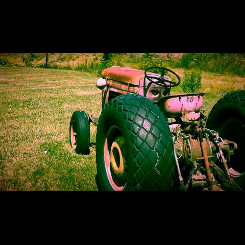 DAVEYBOY413 // DIE HAPPY