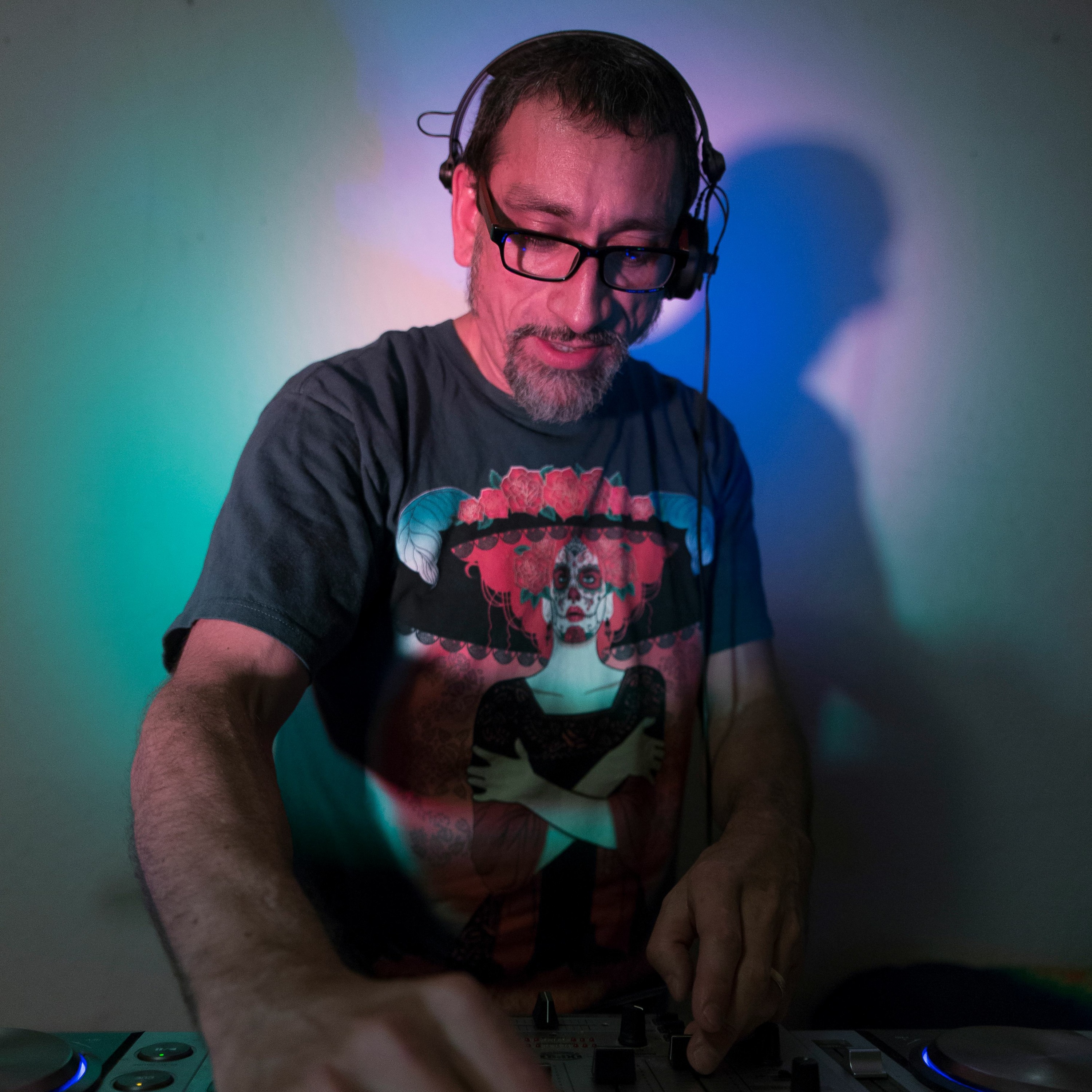 Monday Madness House Radio 255 To The Top vs Wobbler Set.WAV episode artwork