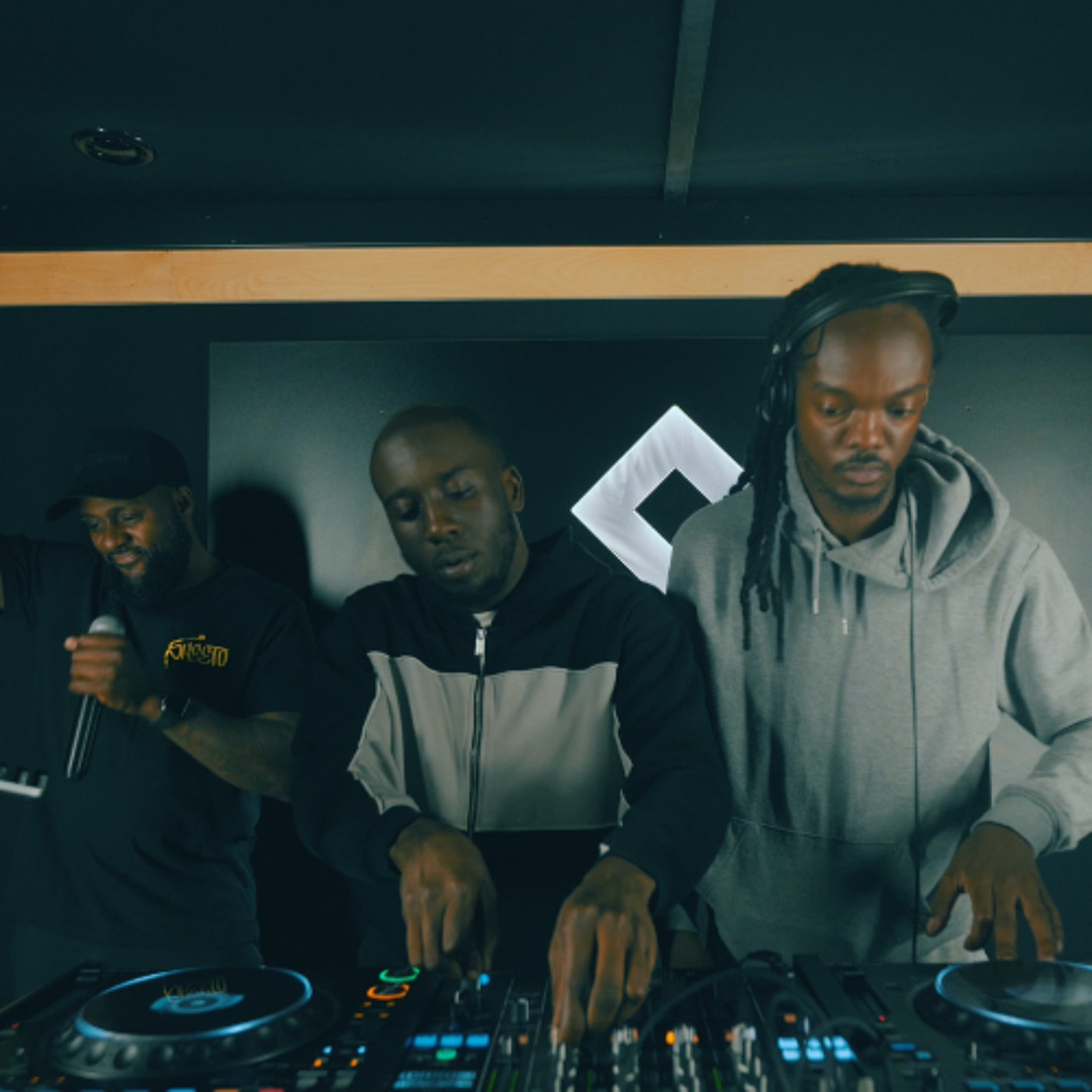 Stream DJ FLEX B2B DJ VIBES HOSTED BY MC SKEETO by Horizon LDN