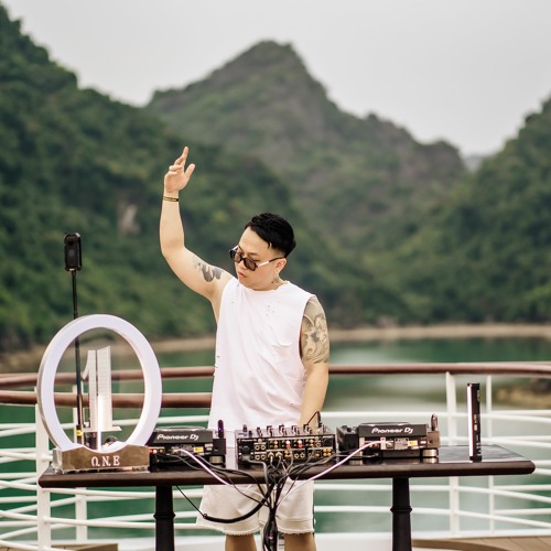 SUNRISE 01 - BAOANH LIVE MIX (07.09.2021)