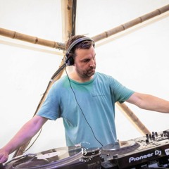 Jensen live at Curfew stage, Beauville Deinze 080723