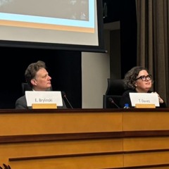 Thomas Davies : Pioneers of Intellectual Cooperation, from Paul Otlet to Alfred Zimmernn