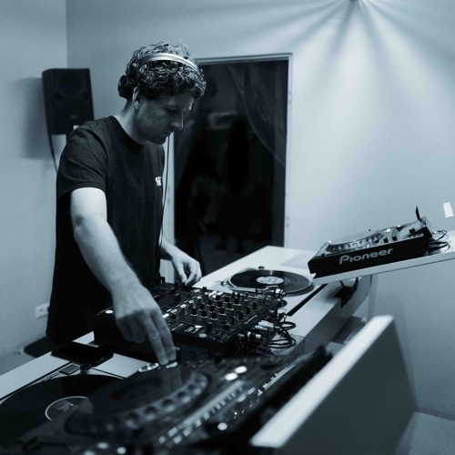 Constant Change w/ Jakob Mäder (14.09.2023)