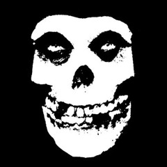 Misfits - Hybrid Moments Khofher Gungseee…