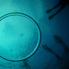 Immergé.e.s - L'apnéiste de la piscine Saint Joseph