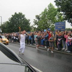 Olympic 2012 Torch Relay Rayleigh (BBC Essex) HM