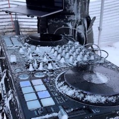 A Nigga Be Curatin’ Radio: Vol. 135