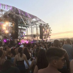 DUA LIPA VERSÃO FUNK, BEBENDO MEU SUQUINHO MEIO CRAZY, VAI DE 4, VAI MOZÃO [MC M17] BR DA TIJUCA.mp3