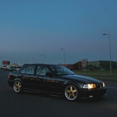 MicrophoneChuck Old School Beat