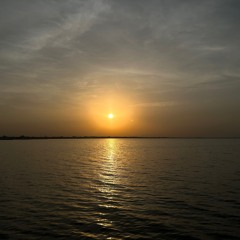 ما أدري أقول أهلين والقلب مجروح ولا لك الله يوم طوّل غيابك