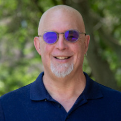 Can a Pandemic Movie be an engine for empathy? With Jeff Smith for 8 O' Clock Buzz (Full Lenth)