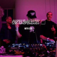 cozyandglasses | set 1.6 | eric | HipHop and German Rap