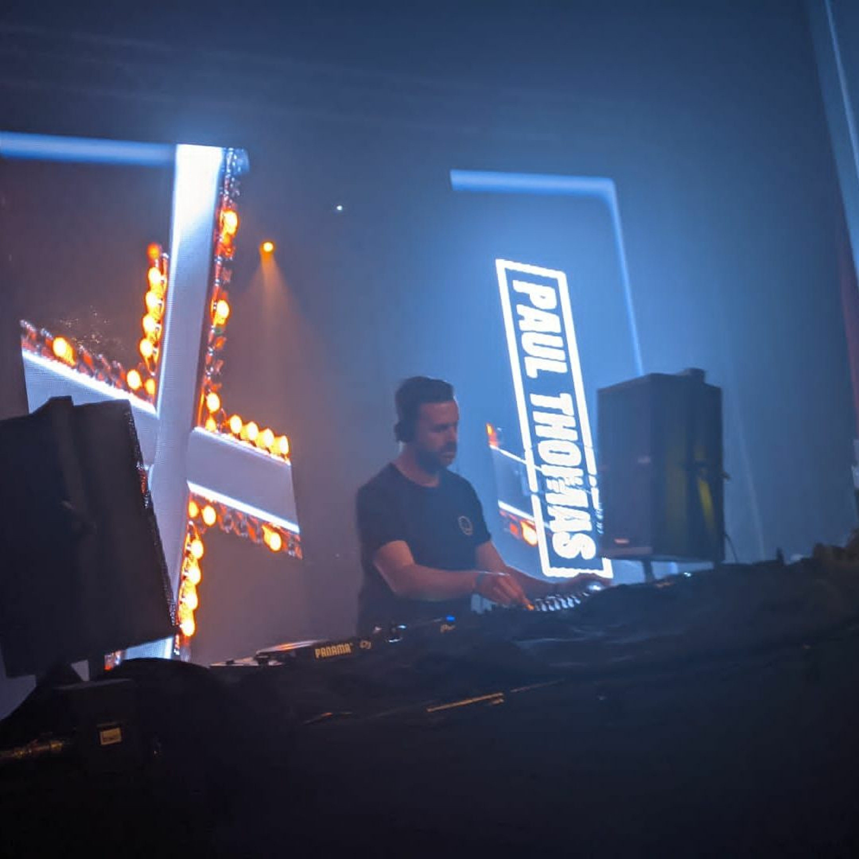 Paul Thomas presents UV Radio