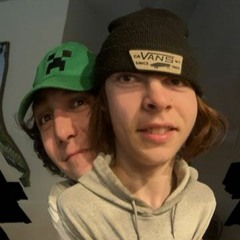 я сразу выпиваю две бутылки водки,слушая эту песню.