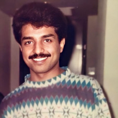 احد مثلي بكى لما بكى دمعه ولا فاده ؟