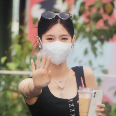 Panorama - IZ*ONE (sped up)