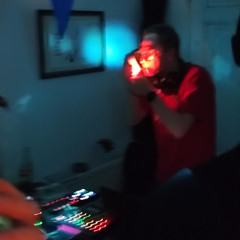 playing music @ benno's bday kittchen 2x_02_2025 (dj mix)