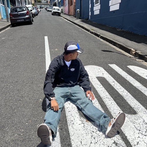 Lowfeye & LaCabra - Khukhumele (SiphoMjita mix)