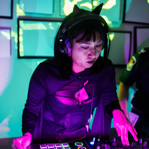 Treehouse Manor: Halloween 2024 DJ Set - Whitz