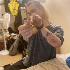 strawberry aerosol! prod. dercept x johnnyfriend