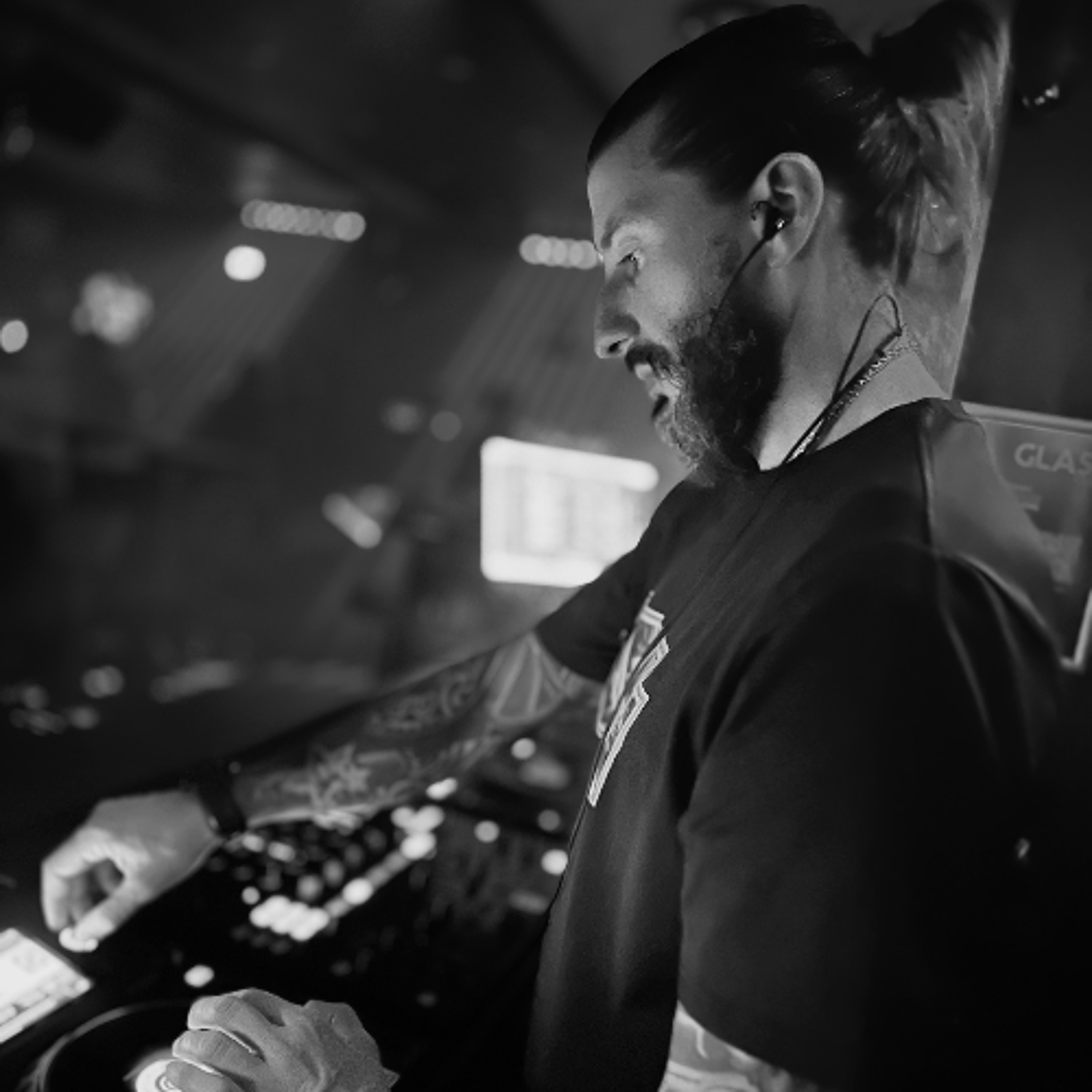 Axel bampton Pres. Smok'in Beats 147   (recorded Live @glasscannes) episode artwork
