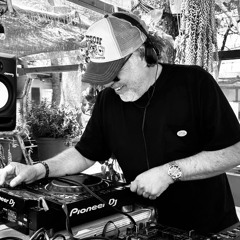 eclectics mix - 175 | Ivan Muller | Under Blue Skies |