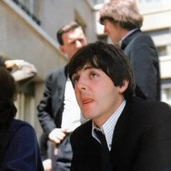 Paul McCartney and Brian Wilson - Hotel California