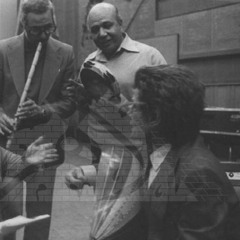 د. رياض السنباطي - (دور) الزهر والأغصان