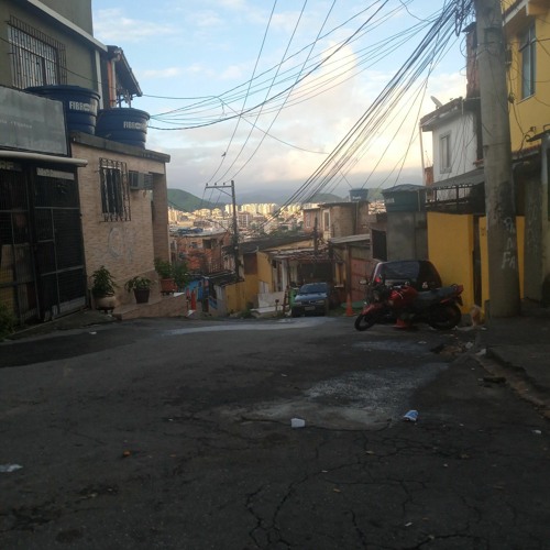 MC CHARUTO -NO QUITUNGO NOS & SINISTRO VS OLHA SO COMO ELA TA (JOTAECI)