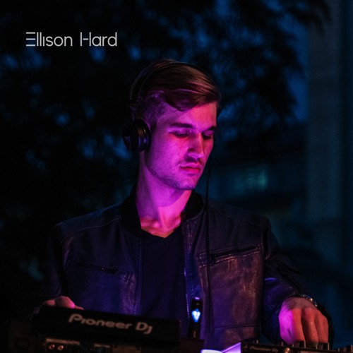 Ellison Hard | Instagram, Facebook | Linktree